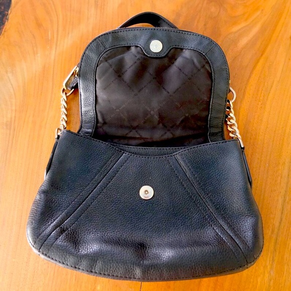 ✨✨ Black Genuine Leather Michael Kors Bag — Like New! ✨✨ - Picture 4 of 8